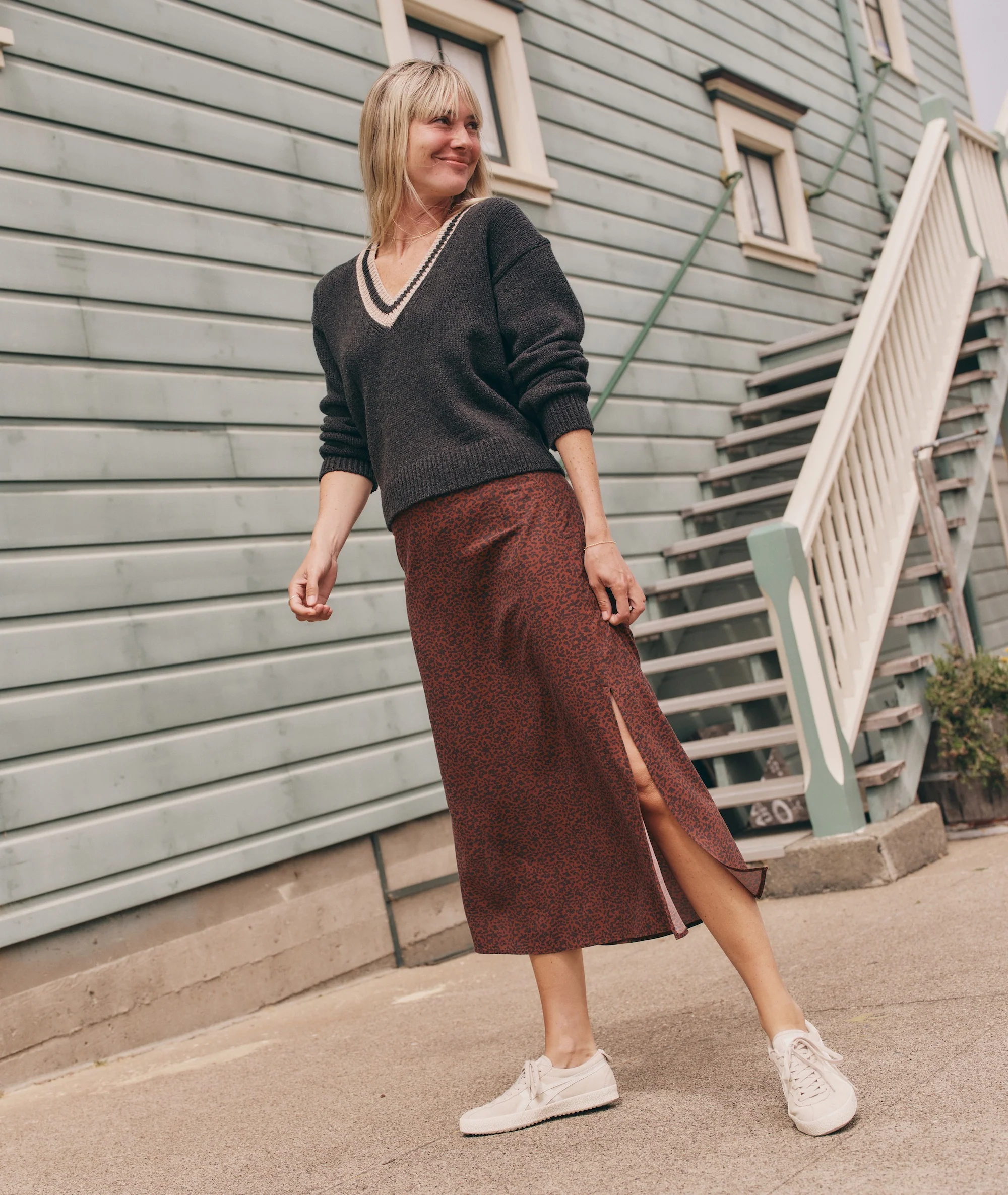 Bella Cropped Sweater - Image 4