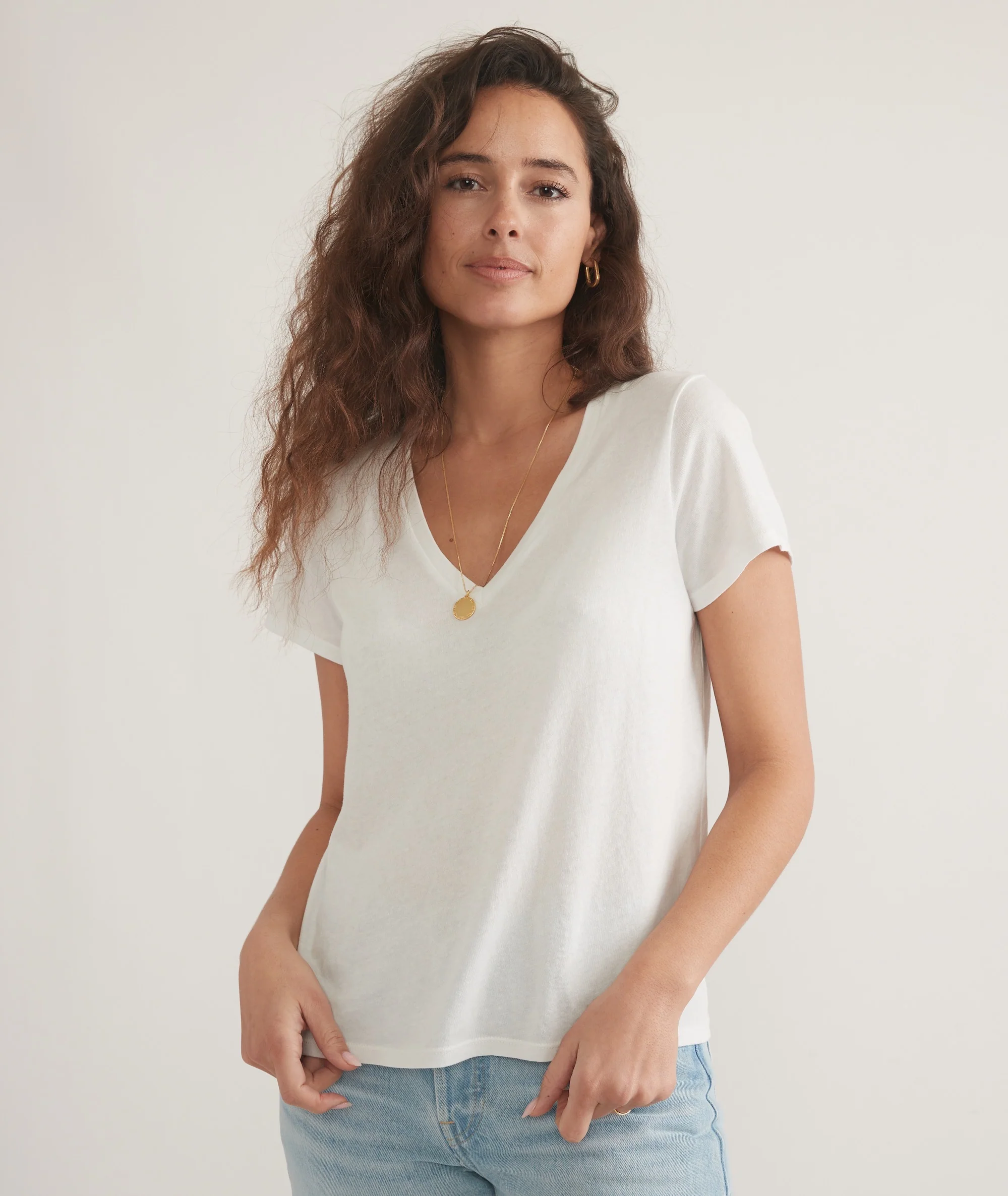 Easy V-Neck - Image 3