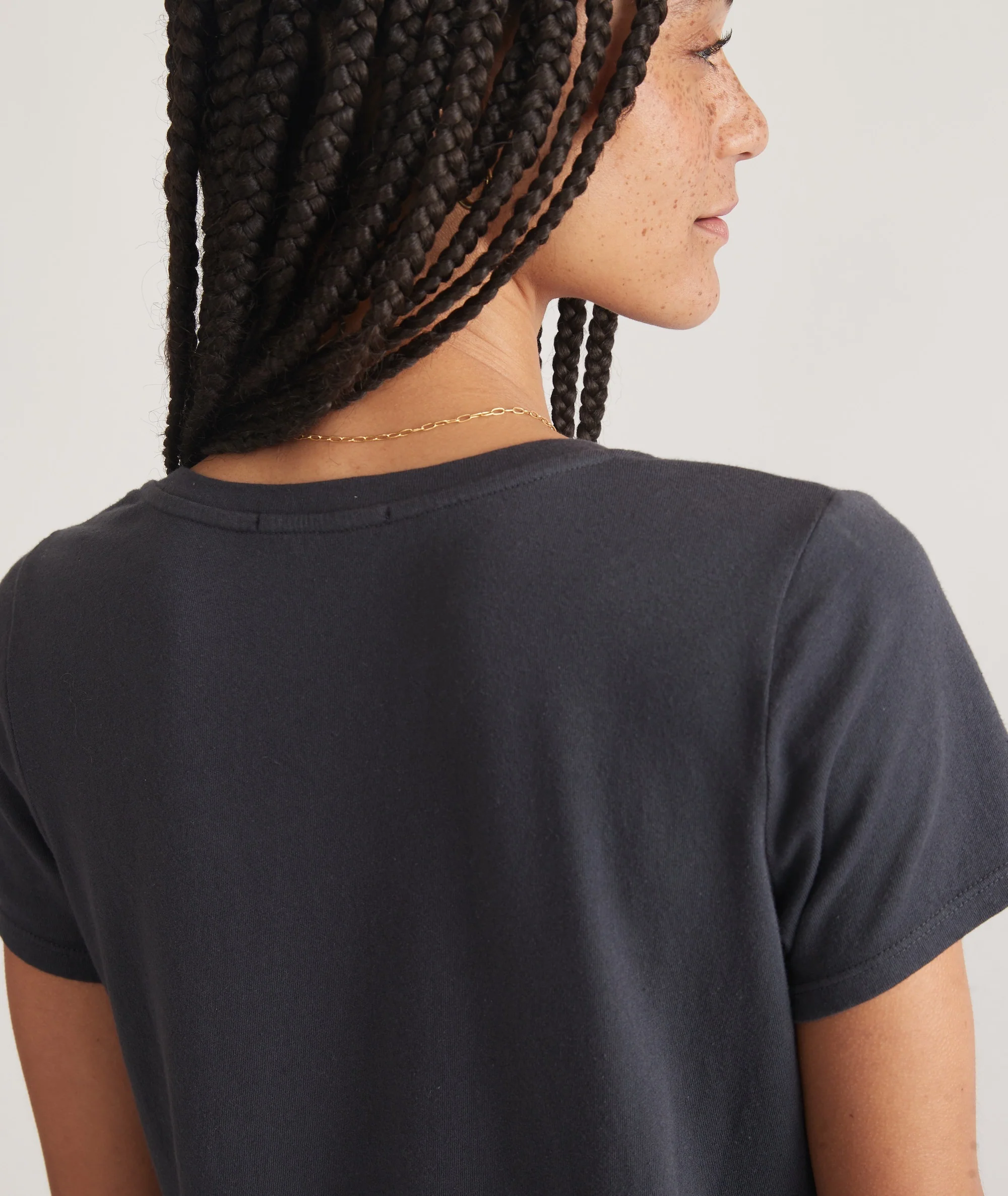 Easy V-Neck - Image 4